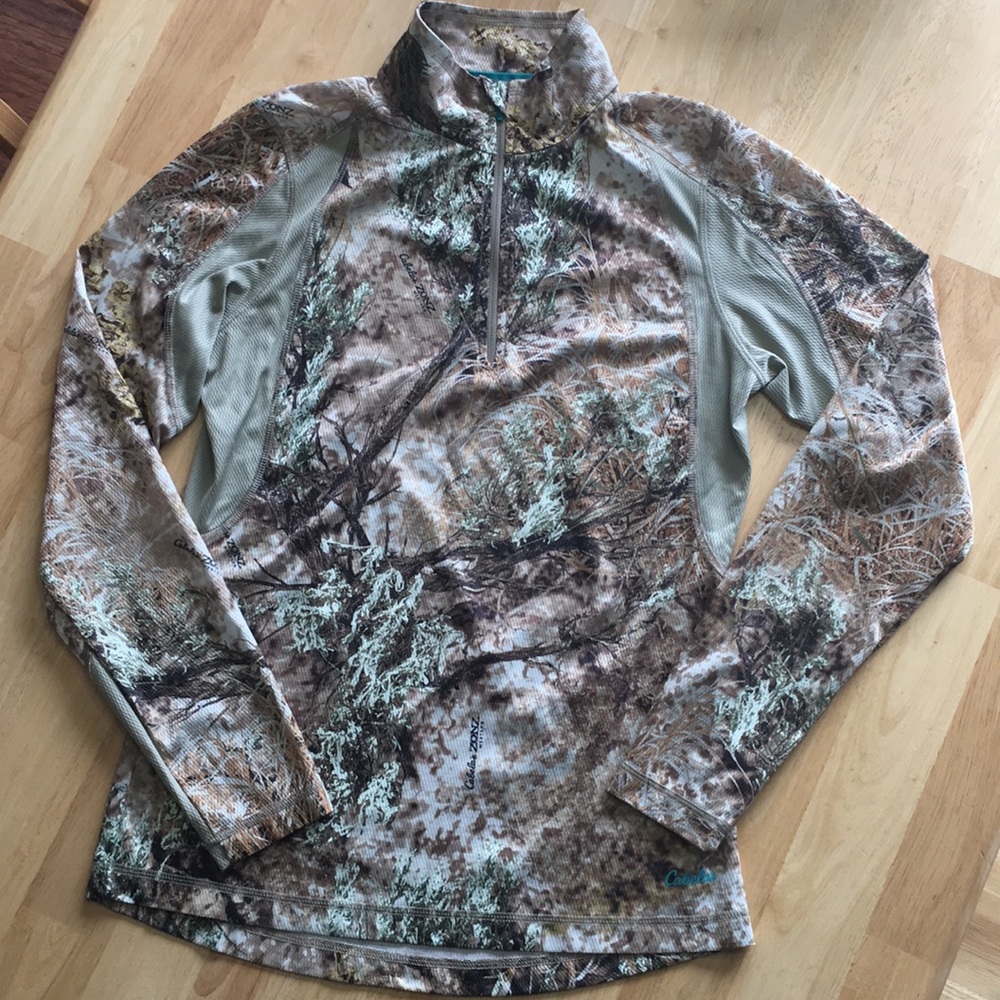 EUC Cabela’s 4Most Camo 1/4 Zip